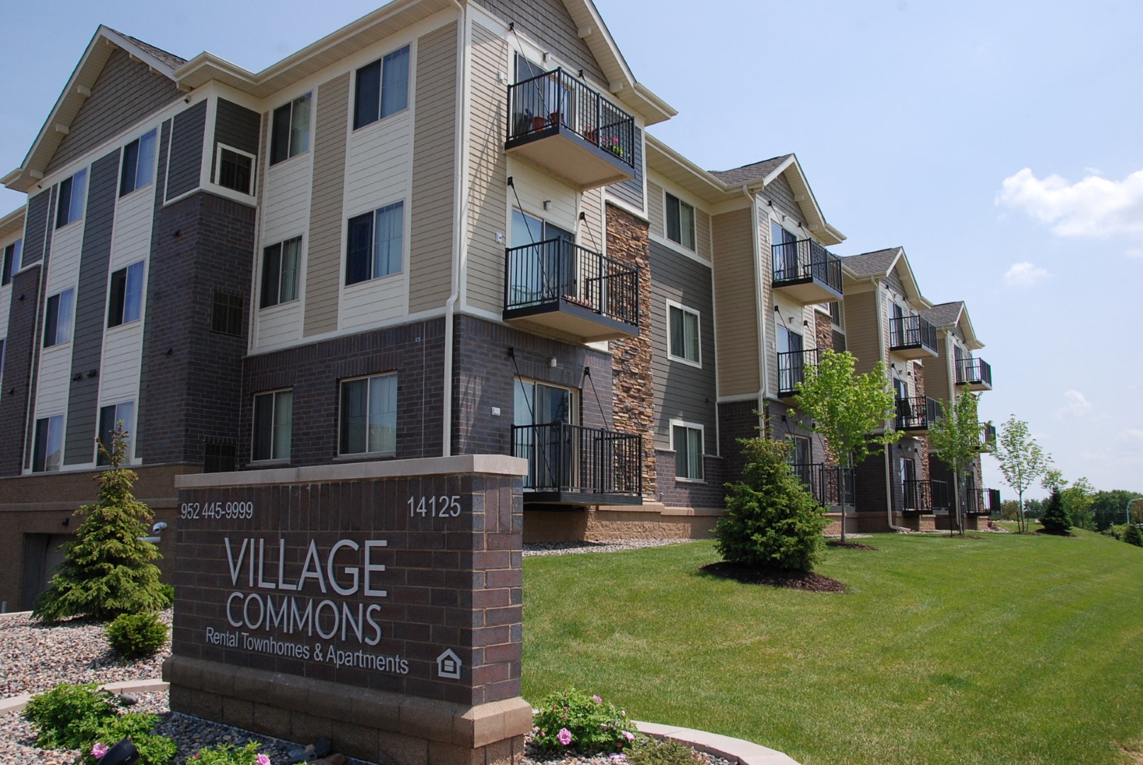 Village Commons | Apartments in Savage, MN